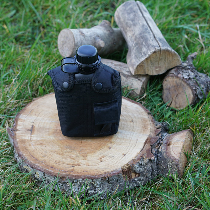 Fosco Industries Fosco Industries - Bouteille de terrain PVC avec manchon 1L - Noir