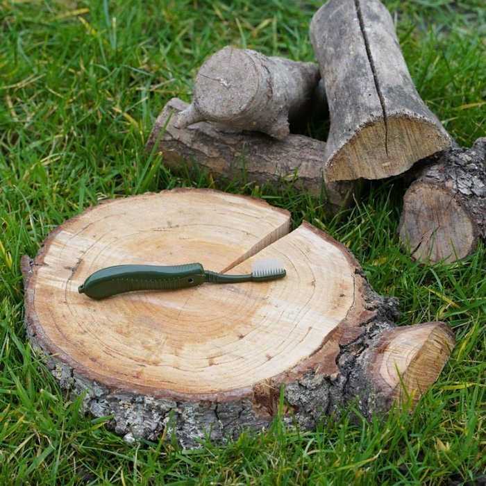 Fosco Industries Fosco Industries - Foldable Toothbrush - Green