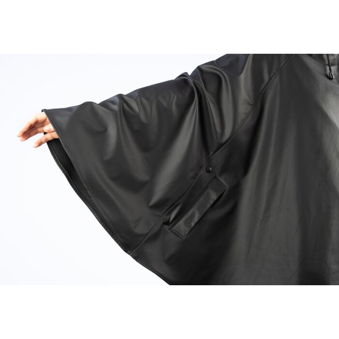 Ralka Ralka® - Rain poncho senior • SIZZLE • Black