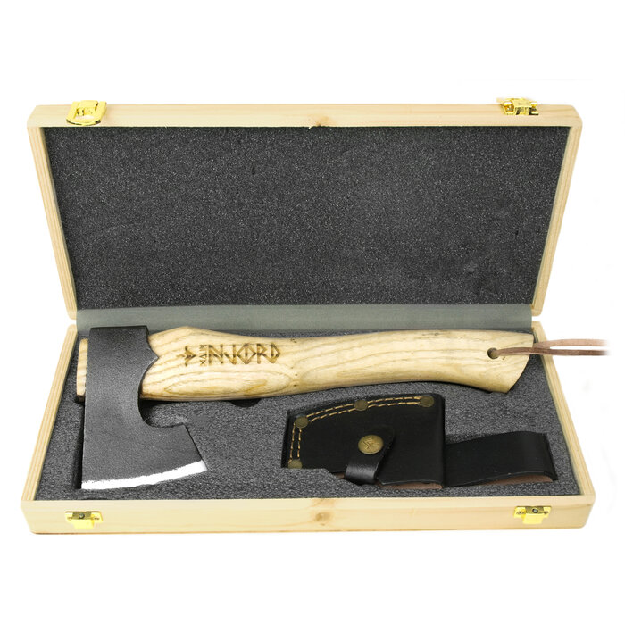 Njord Njord Malin Small | Trekking or camping ax