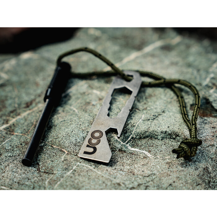 Uco Stripre de feu de survie UCO Black