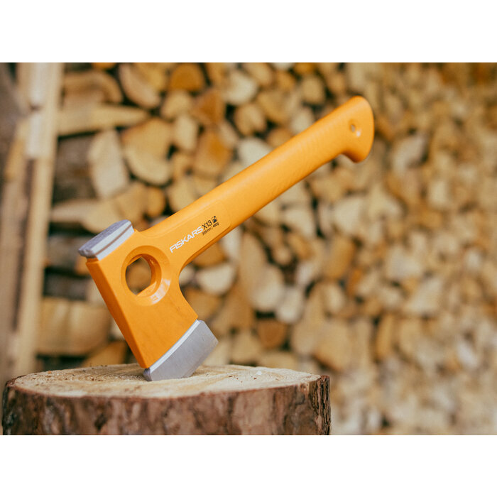 Fiskars Fiskars - X13 Hachette de camping