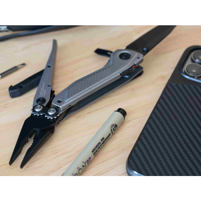 SOG Knives SOG - Flash MT - Silver Black