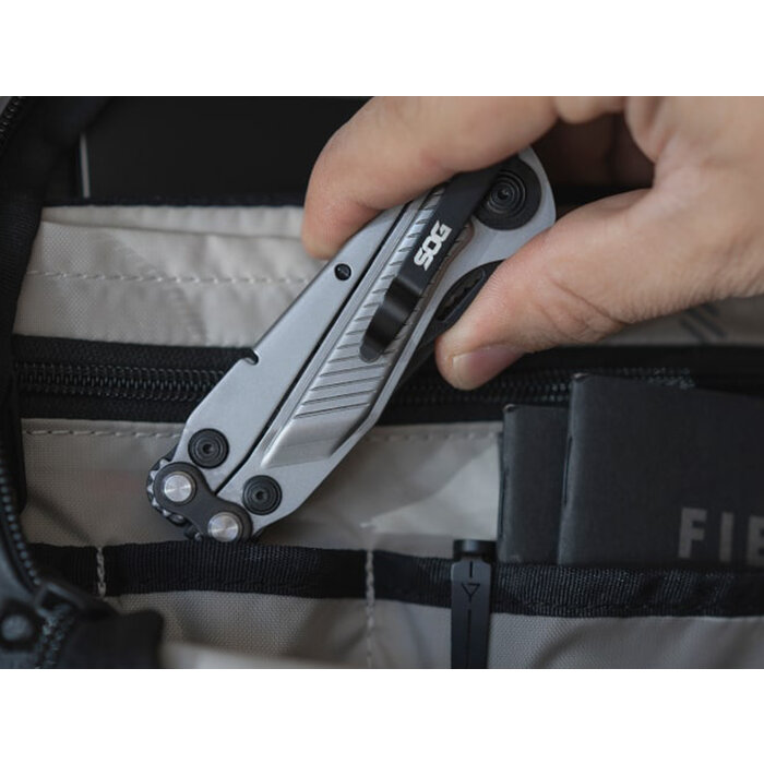 SOG Knives SOG - Flash MT - Silver Black