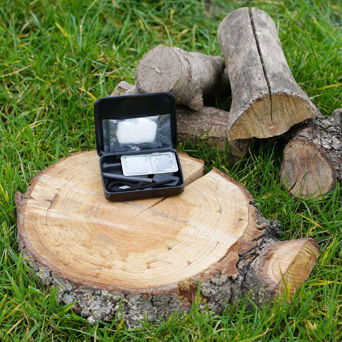 Fosco Industries Fosco - Magnesium-Feuerstarter-Set in Aufbewahrungsbox - Schwarz