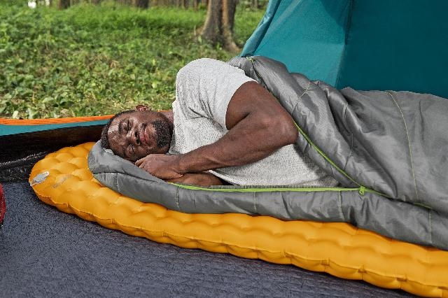 Bestway Bestway - Ultralight Insulated Airbed Mummy (R 4.9)