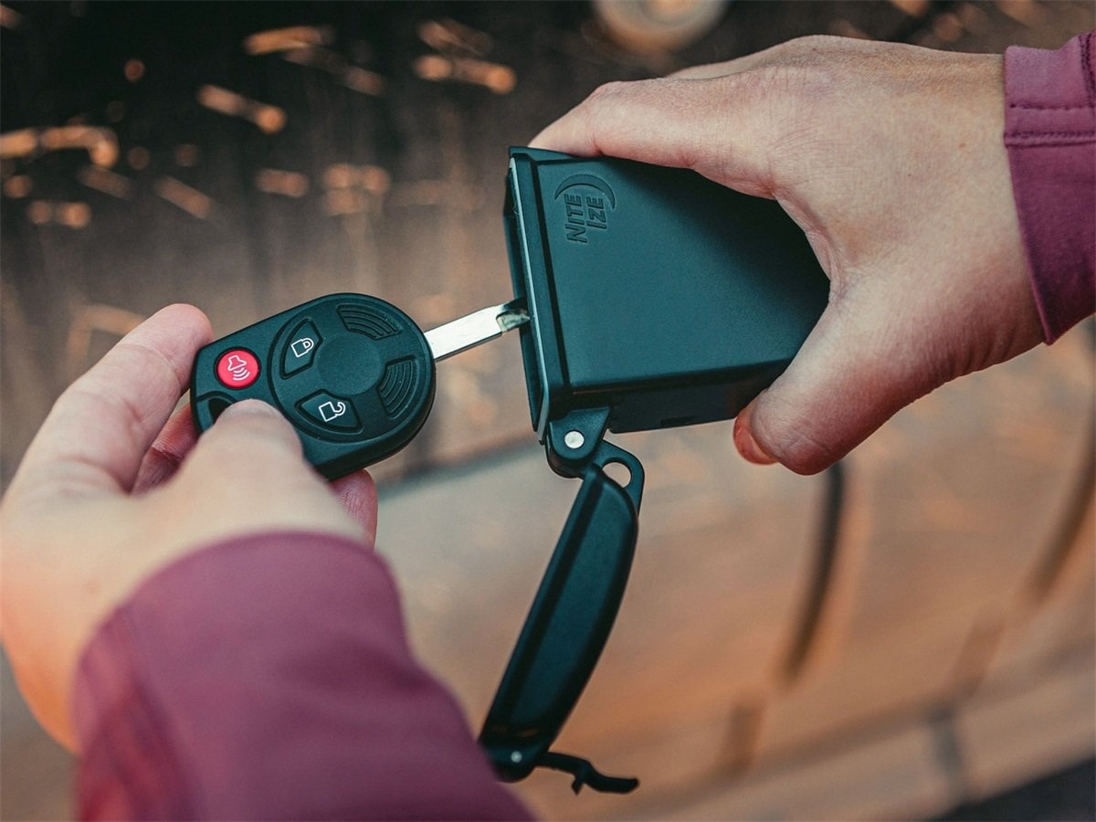 Nite Ize Nite Ize – HideOut Schlüsselbox – XL – Schwarz