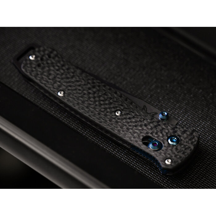 Benchmade Benchmade - Bailout - Carbon Fiber - Sapphire Blue - M390