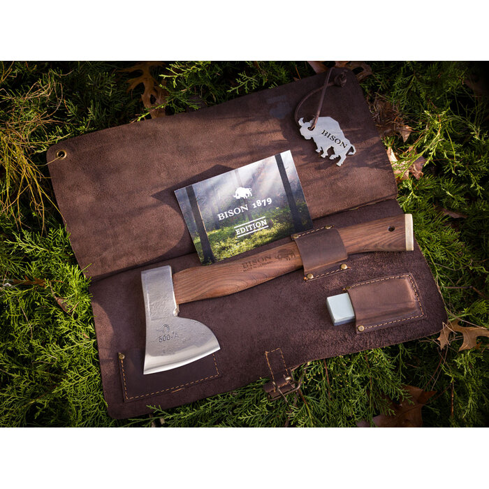 Bison Bison - 1879 Emil Hatchet