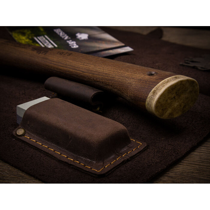 Bison Bison - 1879 Emil Hatchet - Polished