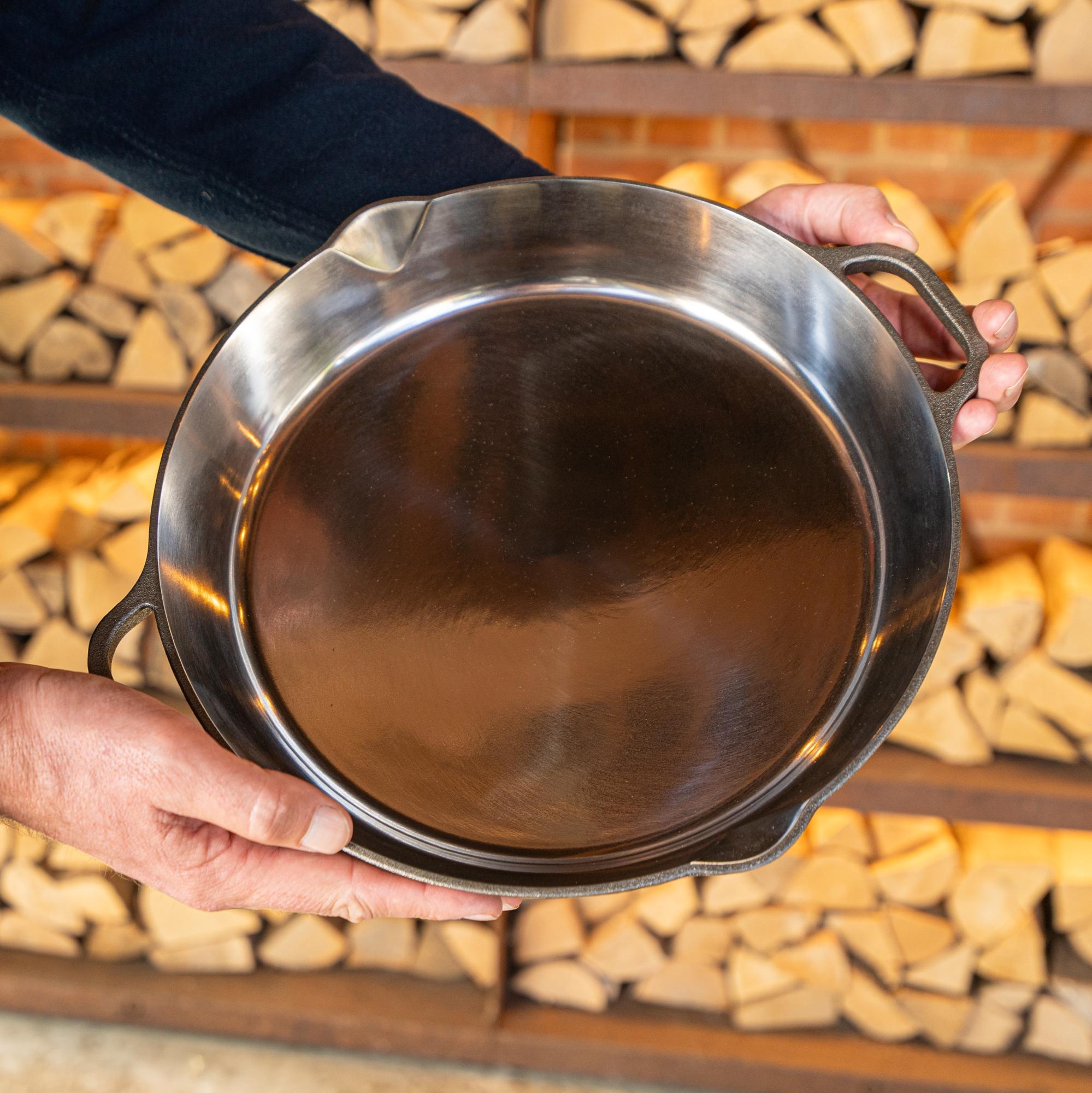 The Windmill The Windmill - PitmasterX X002 - Mirror Polished Skillet with 2 handles