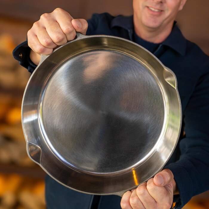 The Windmill The Windmill - PitmasterX X002 - Mirror Polished Skillet with 2 handles