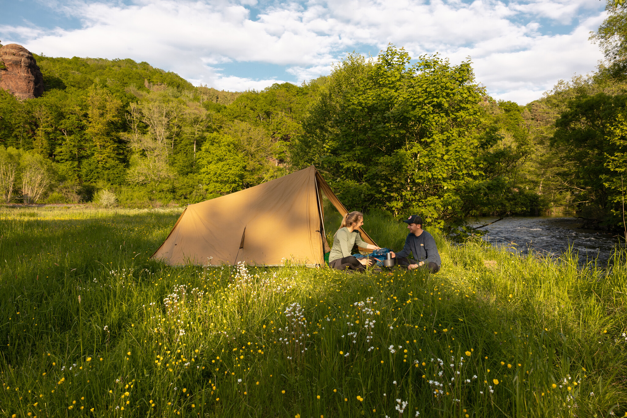 Alpino Camping Alpino Camping - Tent Hoggar - Katoen - Saffron - 2 a 3 Pers.