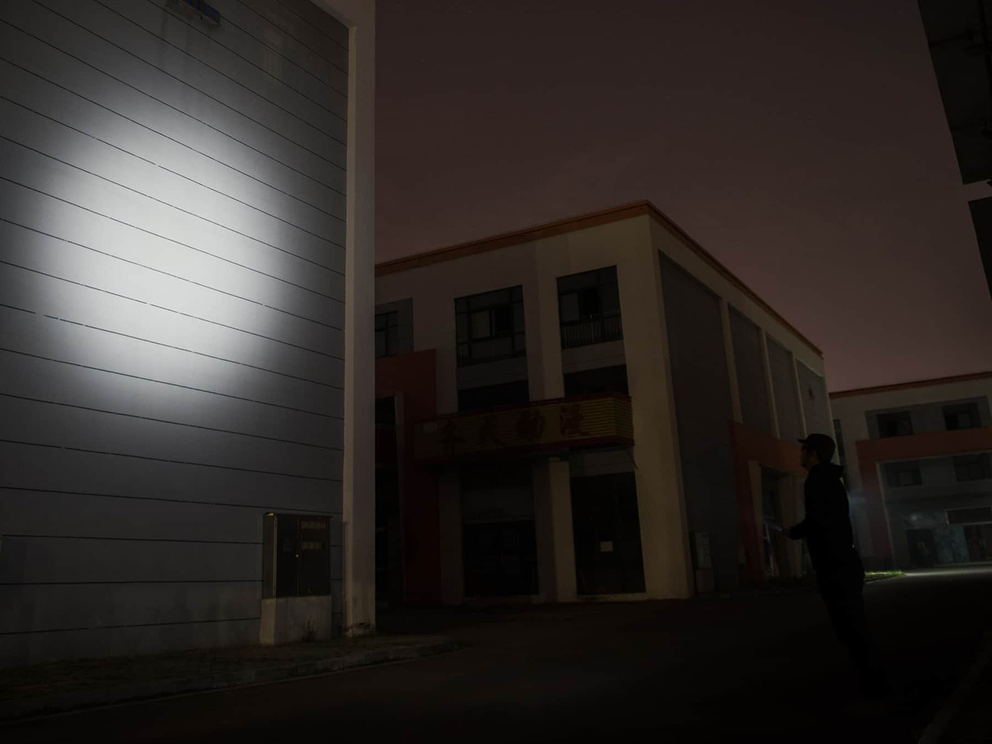 Olight Olight - I3T EOS - Shadow Dune