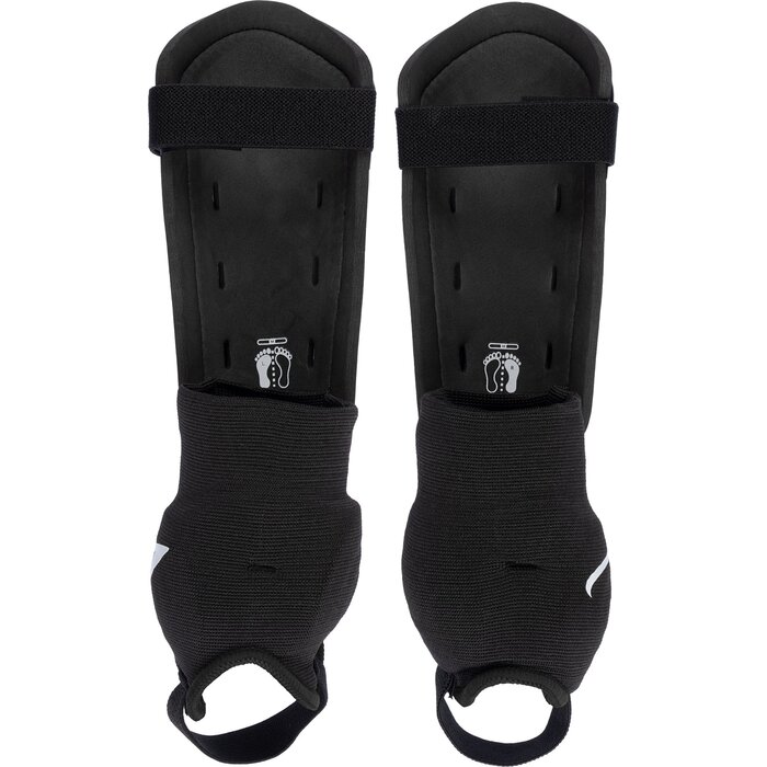 Avento® Avento - Shin Guards with Ankle Socks - Double Tack - Black/Gold