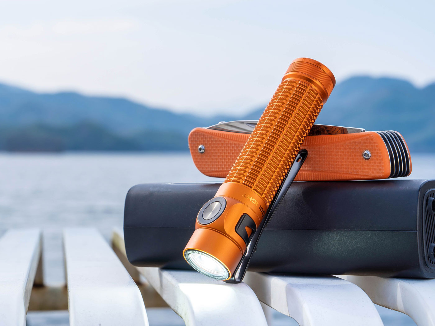 Olight Oligth - Baton 4 Pro - Orange