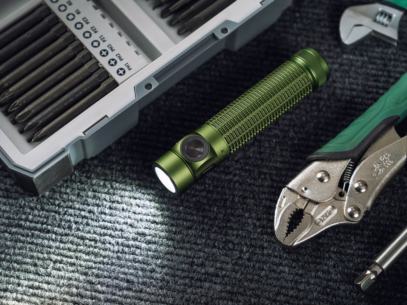 Olight Oligth - Baton 4 Pro - OD Green