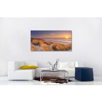 Karo-art Schilderij - Zonsondergang op Texel, Noordzee , 2 maten  , Premium Print, Oranje, blauw, Prachtig duinlandschap met uitgebreid zicht op de Noordzee, Woon- en slaapkamer