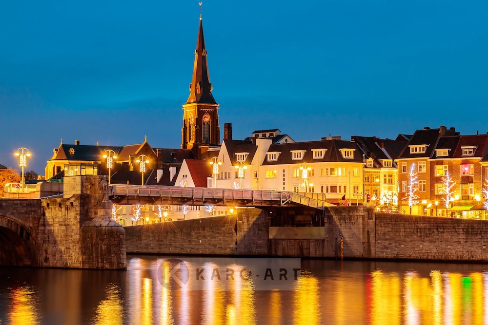 Schilderij - Maastricht, Sint Servaas brug , Multikleur , 3 maten , Premium print, afbeelding