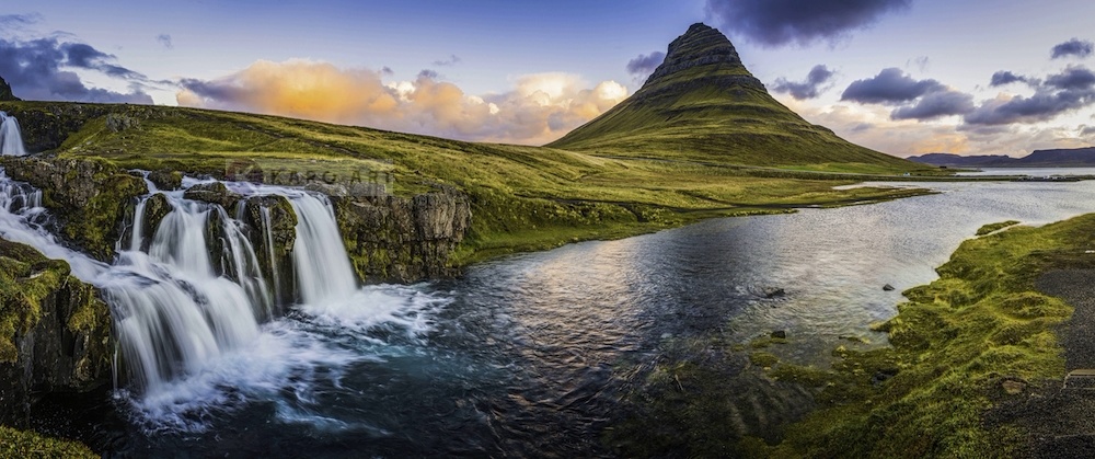 Schilderij - Panorama waterval, groen/blauw, 2 maten , print op canvas, premium print afbeelding