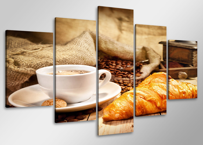 Schilderij - Koffie en croissants, 100x50 cm. 5 luik, wanddecoratie afbeelding