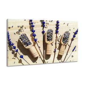 Karo-art Schilderij -Droge lavendelbloemen in houten lepels op tafel, 2 maten