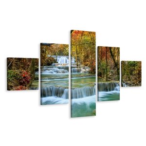 Schilderij - Prachtige waterval in het herfst bos, aanrader van het Karo-art team, 5 luik, premium print