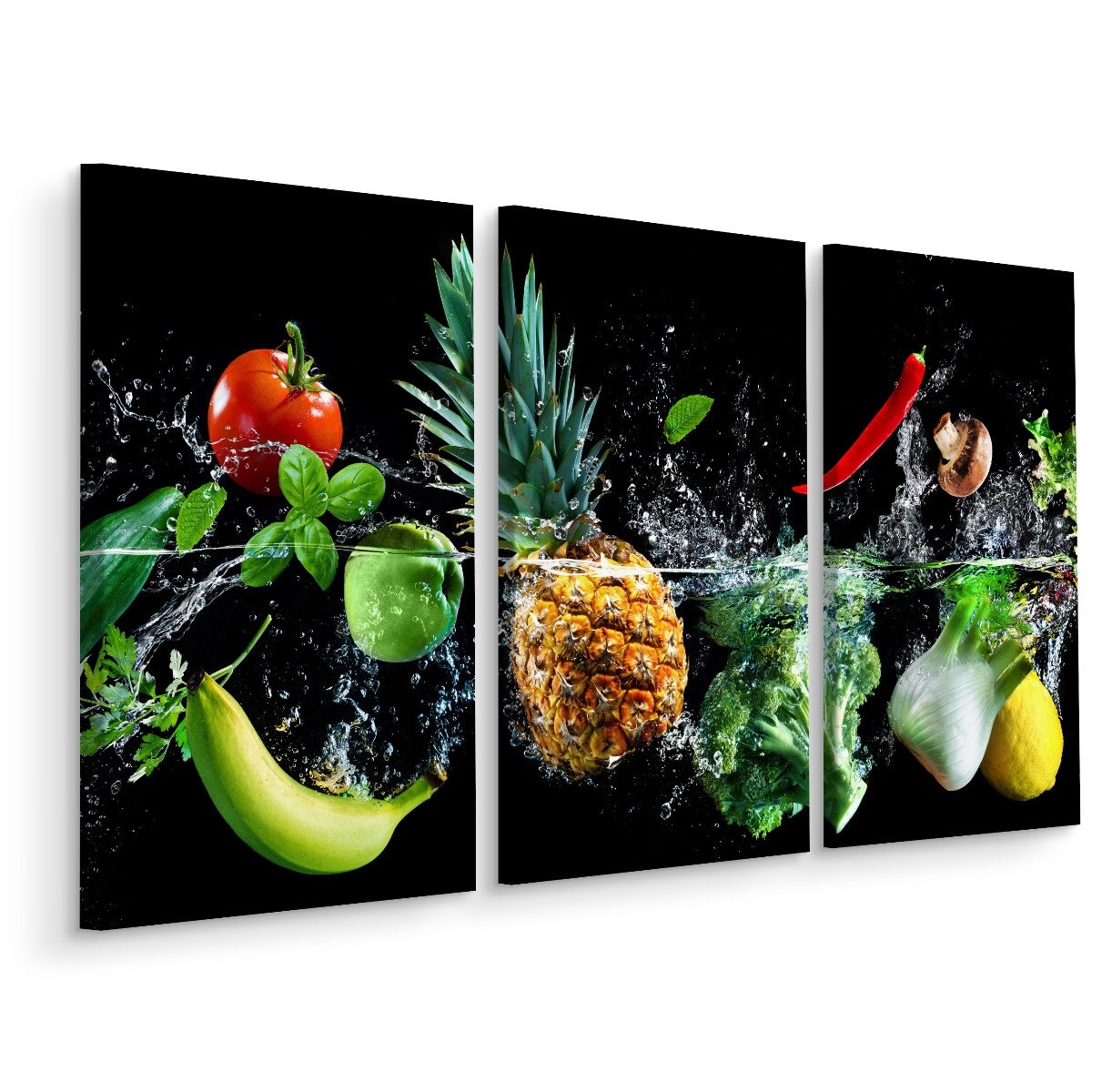 Schilderij - Groente en fruit in het water, 3 luik, premium print afbeelding