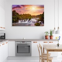 §Schilderij - Waterval in Kroatië bij zonsondergang, premium print