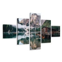 Schilderij - Huisje aan een bergmeer, 5luik, premium print Schilderij - Huisje aan een bergmeer, 5luik, premium print