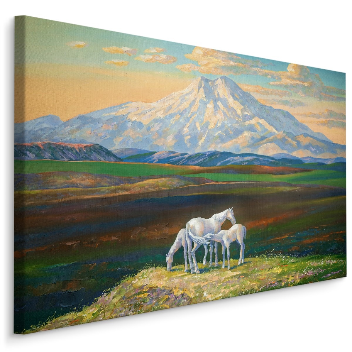 Schilderij - Paarden met op de achtergrond Bergen, Premium Print afbeelding