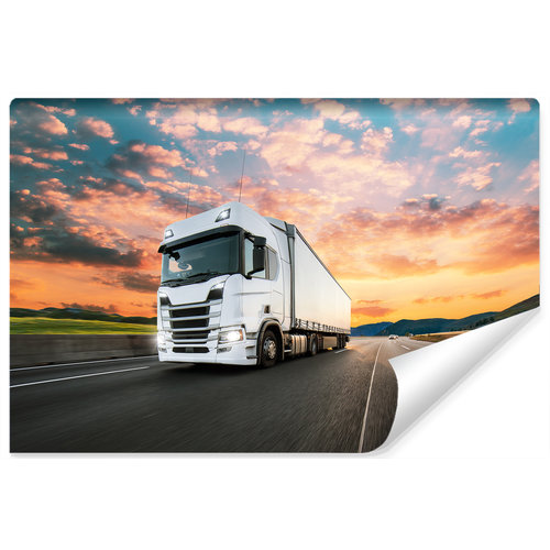 Fotobehang - Vrachtwagen met prachtige achtergrond, Truck, 11 maten, inclusief behanglijm