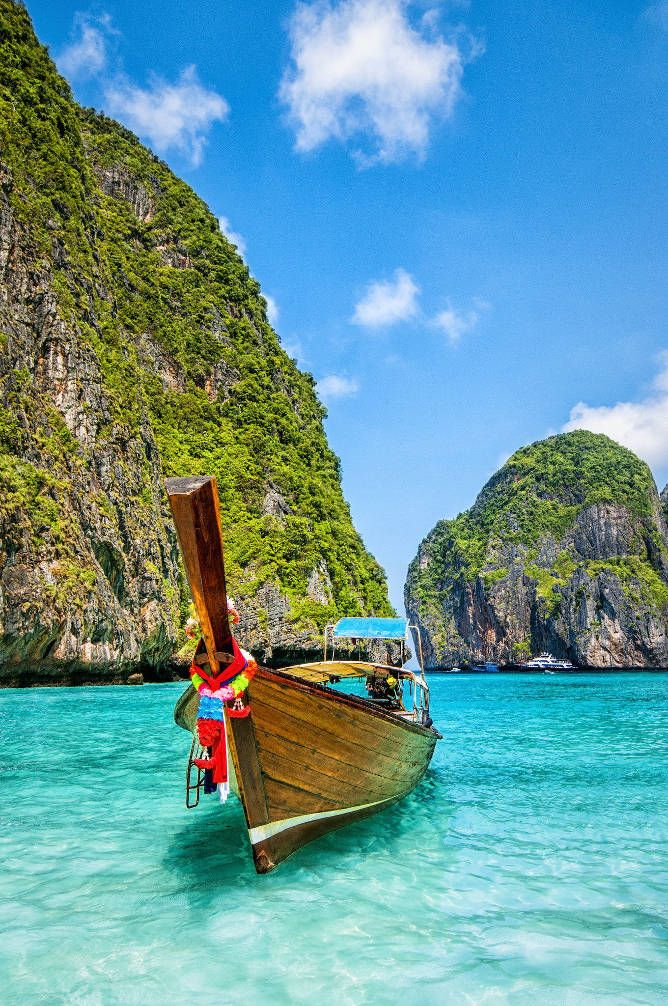 Poster- Boot in Maya Bay, Thailand, Premium print afbeelding