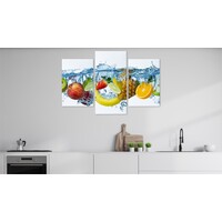 Schilderij - Vers fruit in het water, 3 luik, premium print, wanddecoratie - 90x60 cm