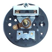 Contact plate under signal ring