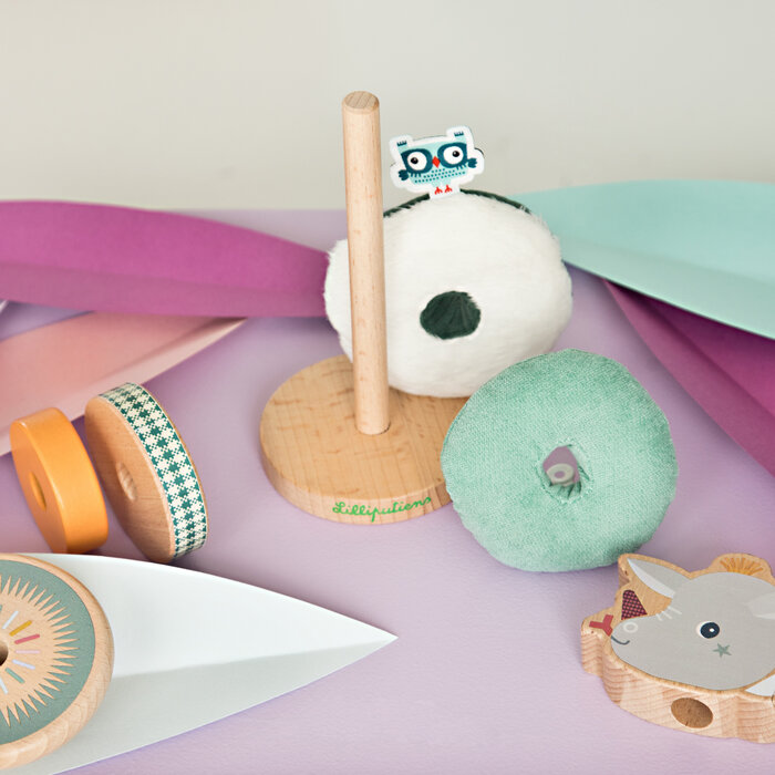 Lilliputiens Houten en stoffen stapelpiramide - Joe