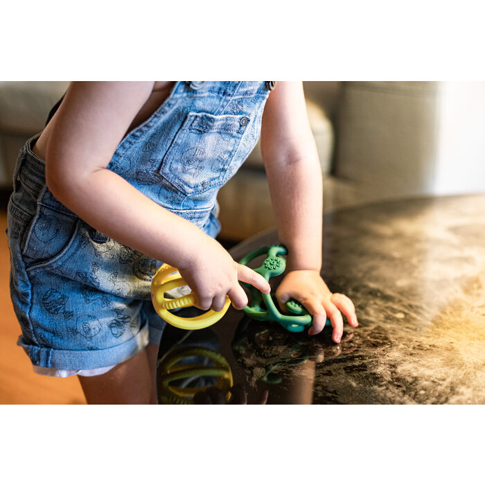 Little L Set van 2 sensorische ballen – Groen en Geel
