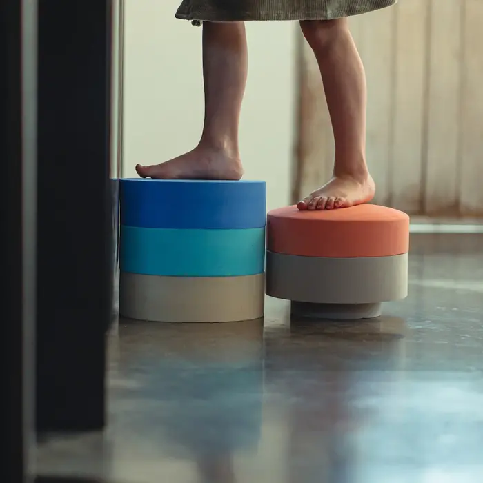 MOES Play 5  stapelstenen/stoel - aarde