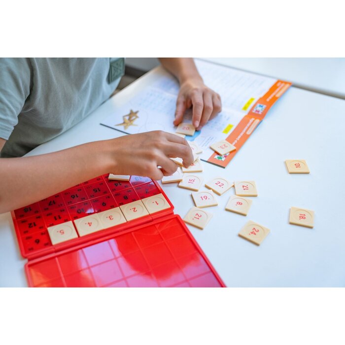 Loco Taaljacht spelling M8/E8 (maxi)