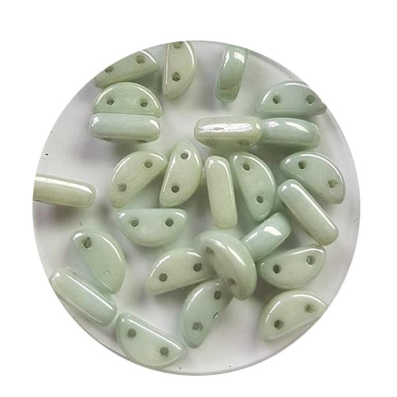 Halfronde 2-hole bead Glaskraal 8x4mm  opaque lichtgroen 25 stuks