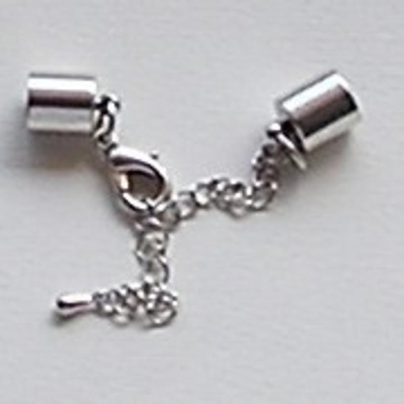 Setje Eindkappen. 8mm. incl. Verlengketting en Lobsterslot. Oudzilverkleurig.