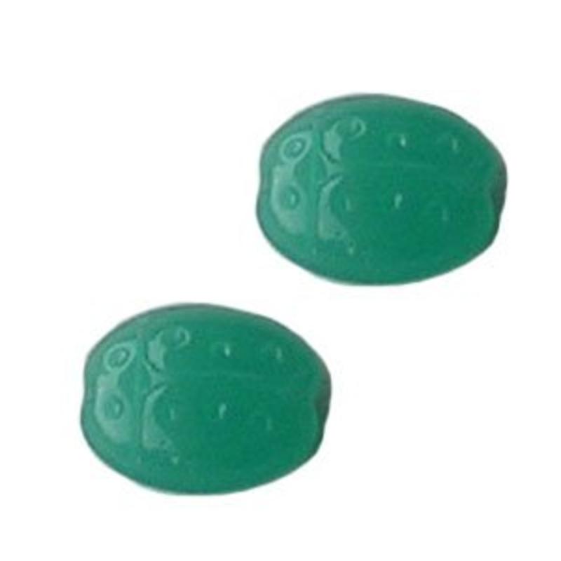 Glaskraal. 11x13mm. Lieveheersbeestje. Groen Opal voor het maken van sieraden en accessoires