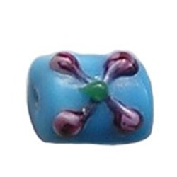 Glaskraal. 11x14mm. Fantasie. Aqua met roze bloem.