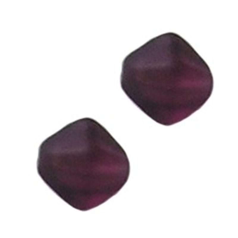 Glaskraal. 12x12mm. Piramide. Mat. Amethist voor het maken van sieraden en accessoires