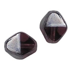 Glaskraal. 12x12mm. Piramide. Amethist Luster