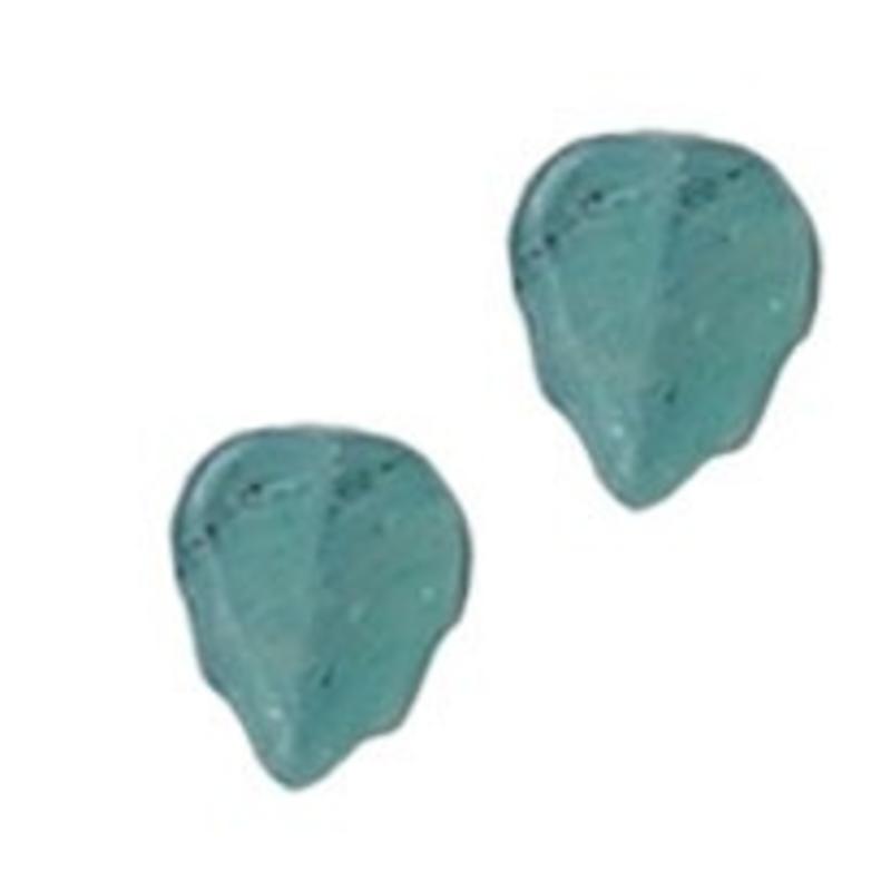 Glasblaadje. 11x13mm. Light Petrol voor het maken van sieraden en accessoires