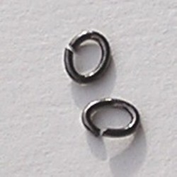 Oval Rings. Lasercut 3x5mm. Gun metal color. Per 10 pieces for