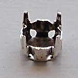 Rijgkastje. 4 gaats. Zilverkleurig. voor ss39 Swarovskistenen.