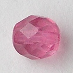 Fuchsia. Facetgeslepen Glaskraal. 8mm.