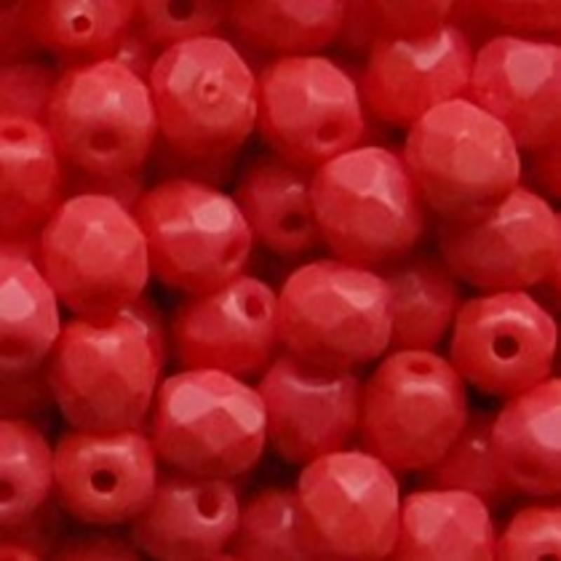 Facet Geslepen Glaskraal. Rood Opaque. 4mm. (Tsjechisch). 10 stuks voor